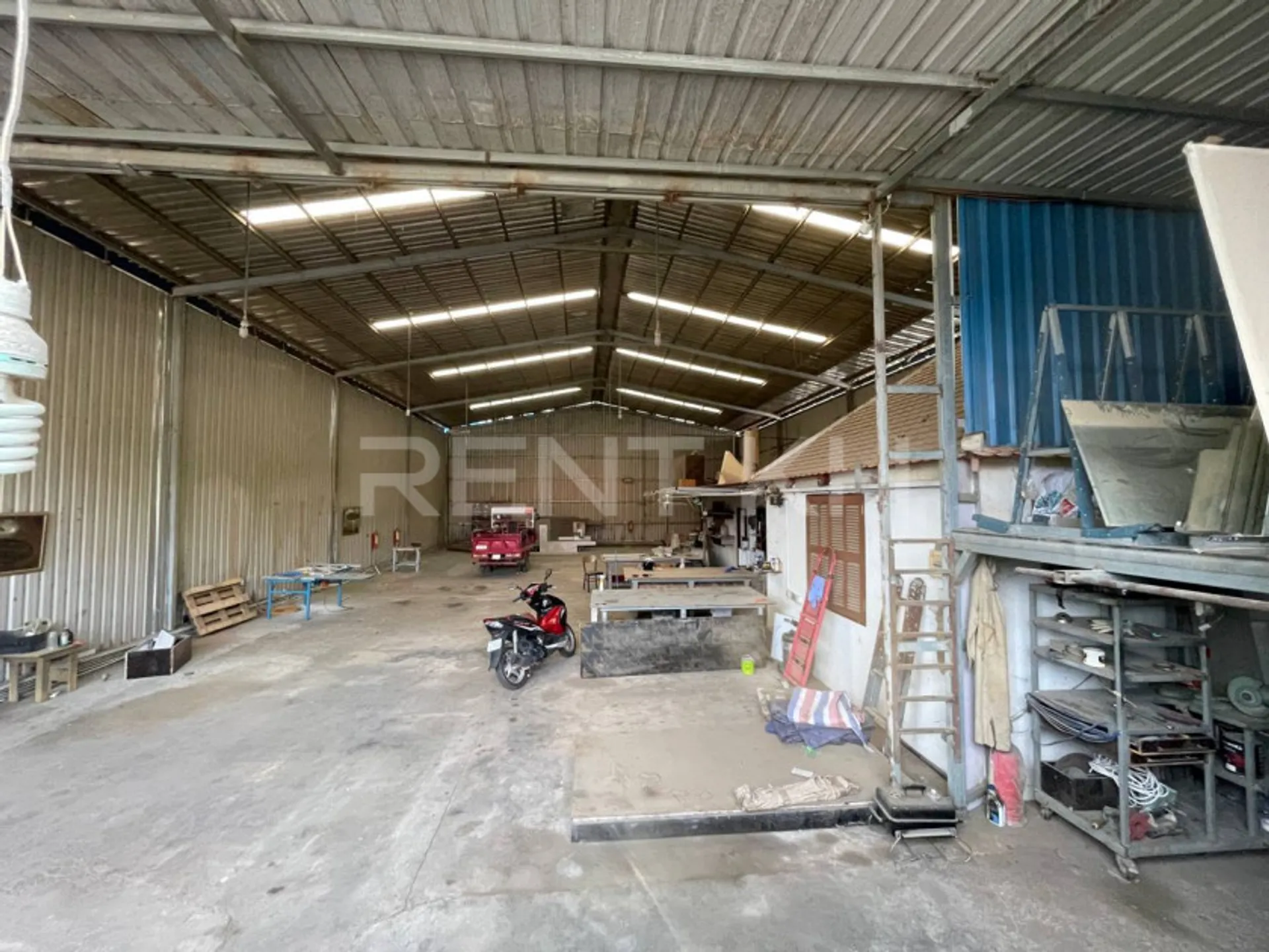 Warehouse for Rent at Khan Sen Sok